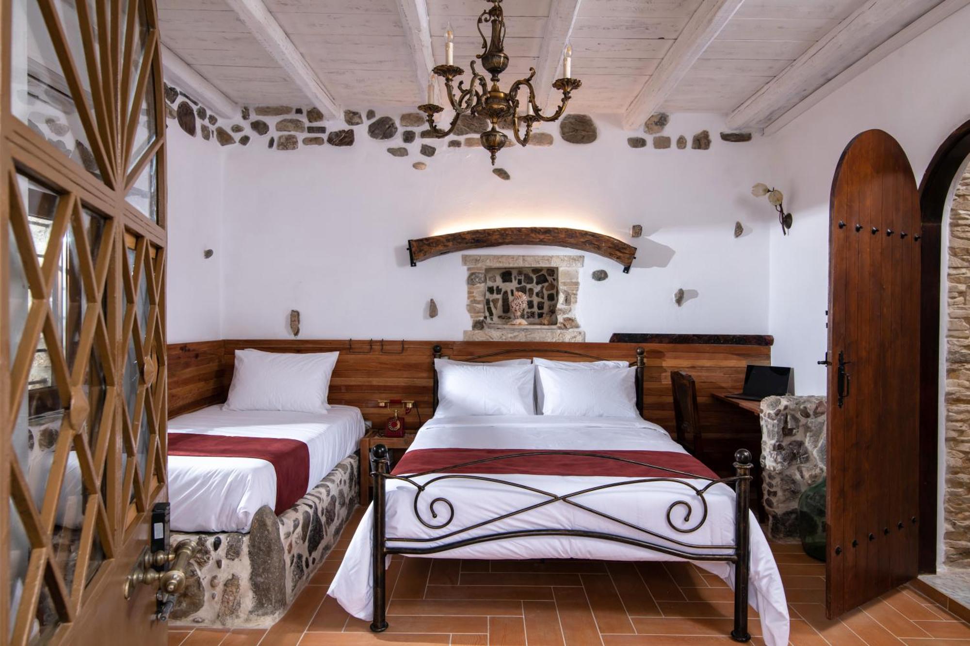 Lotzetta Suites By Estia أغيا غاليني المظهر الخارجي الصورة